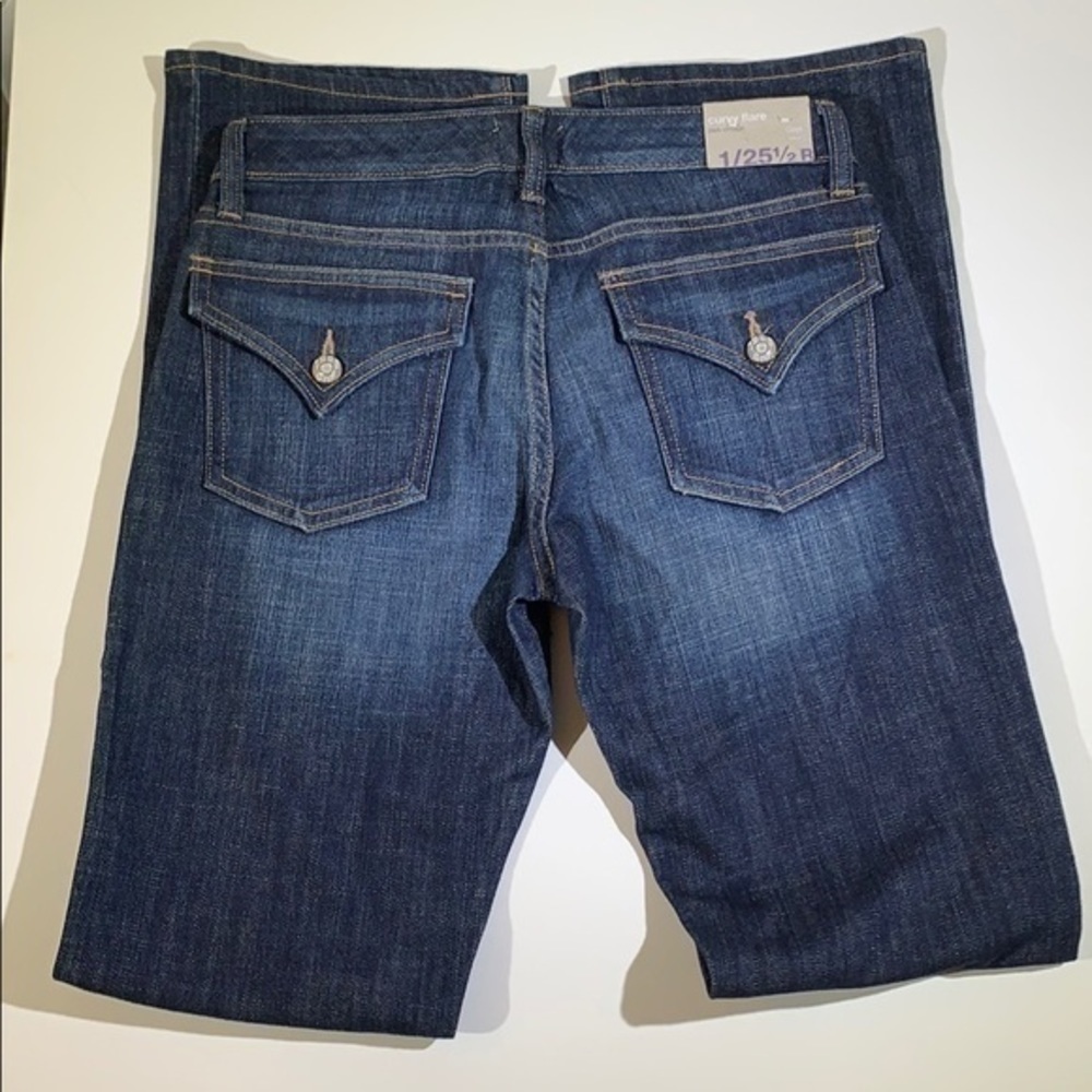 Gap | Curvy Flare Dark Vintage Jeans - Picture 3 of 7